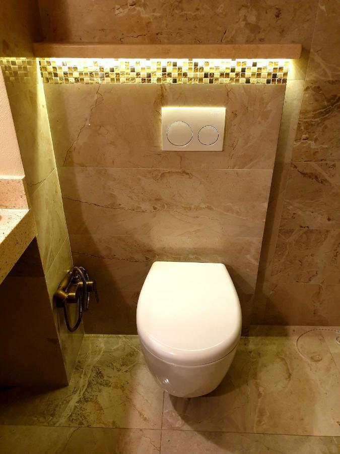 Dadiani Tower Lejlighed Tbilisi Eksteriør billede